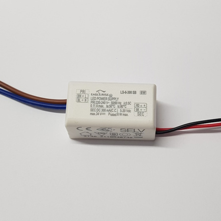 Zasilacz 4-6x1W
